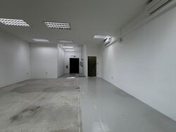 UB. One (D14), Factory #611006331